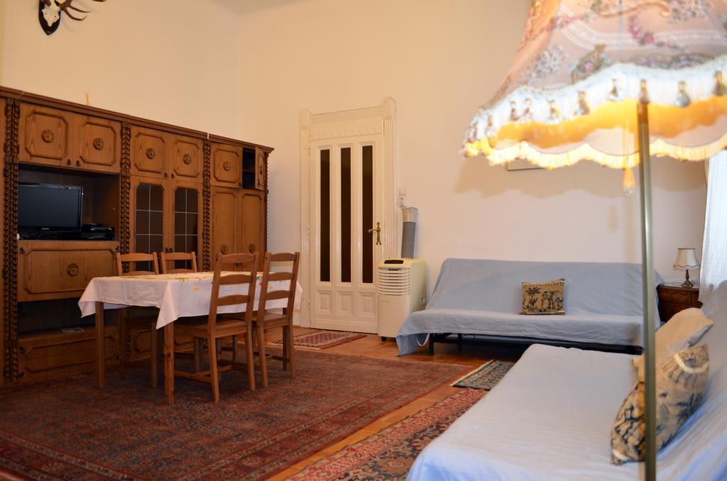 Budapest Central Apartments - Veres Palne Room photo